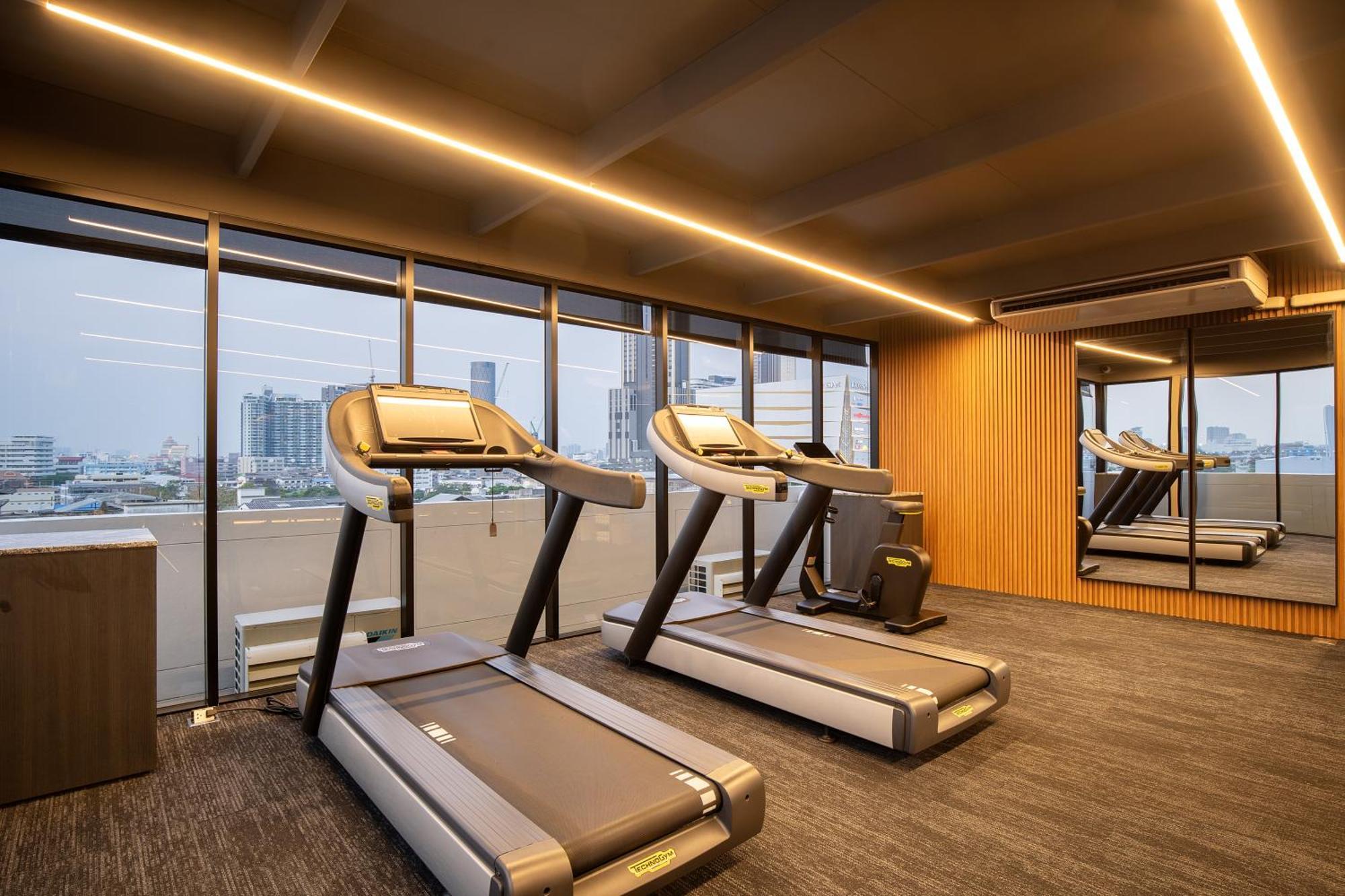 Saan Hotel Sathorn Bangkok Buitenkant foto